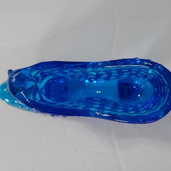 Cat Head Hobnail Glass Shoe,Blue Fenton?5.5inLx2.5in.Hx1.5in.W,Chip on Shoe,GUC - Picture 5 of 8